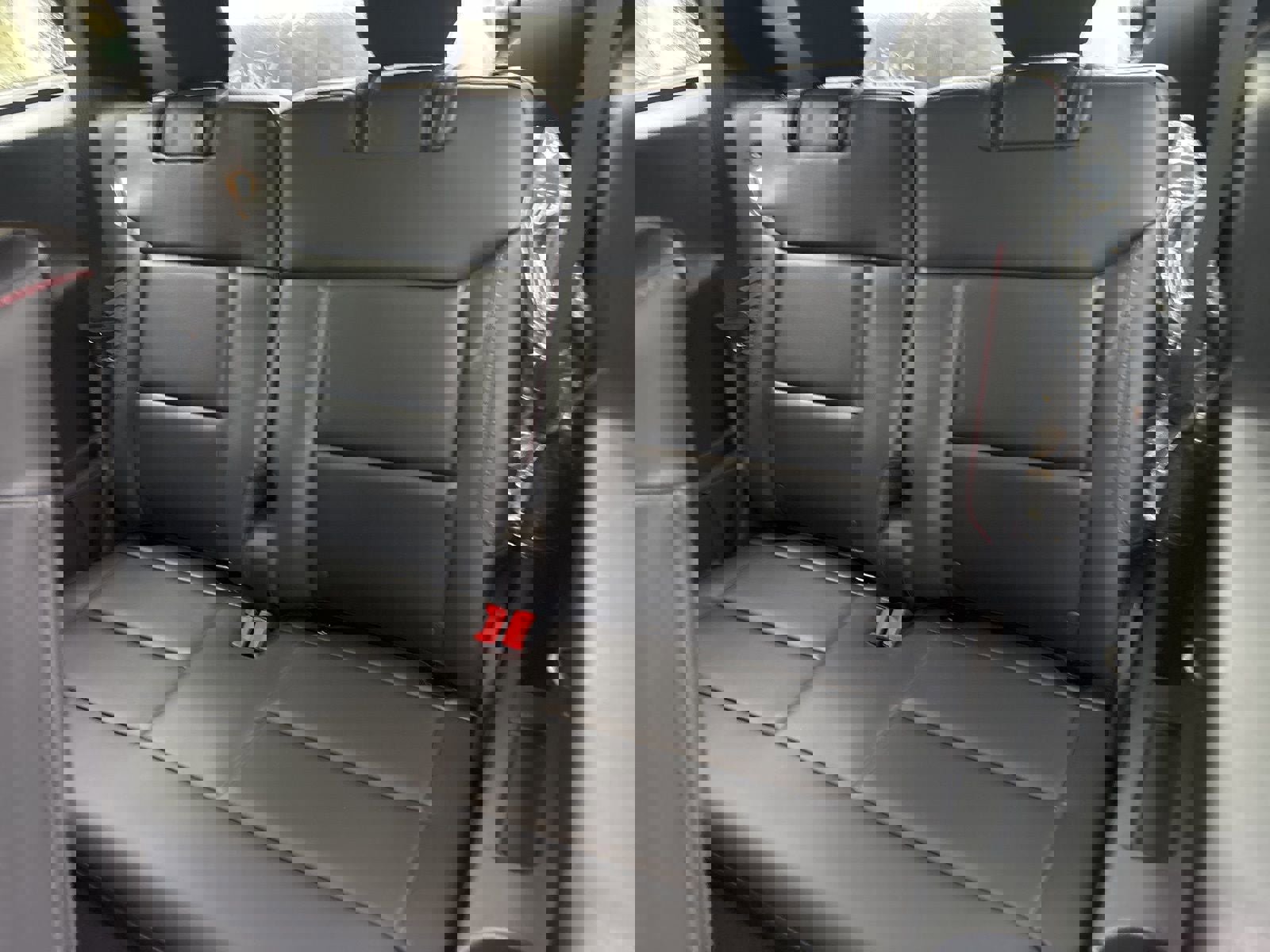 New 2026 Ford Explorer ST-Line w/ ST-Line Street Pack image 19