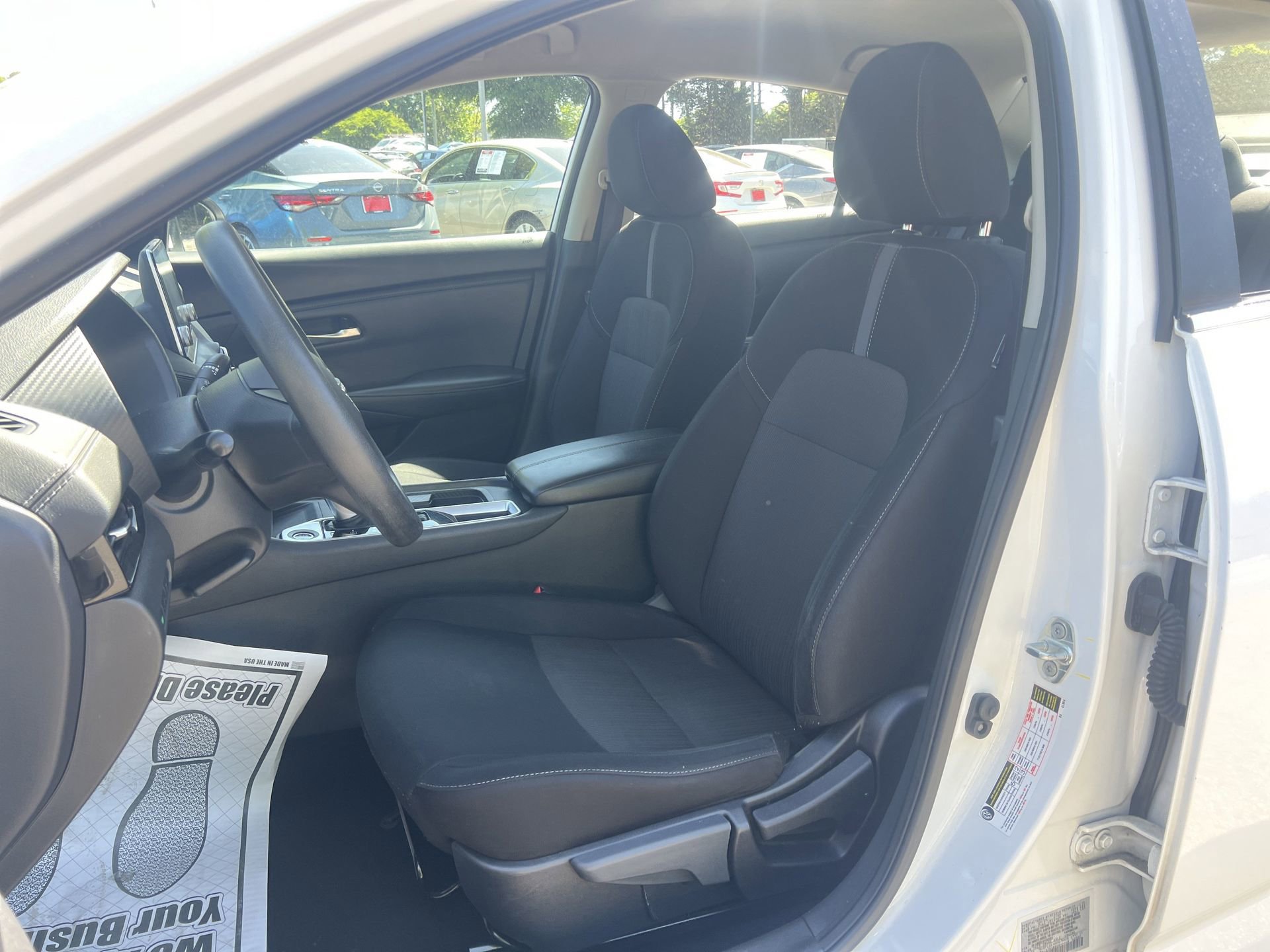 Used 2024 Nissan Sentra SV FWD image 14