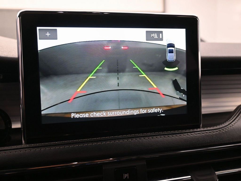 Used 2022 Lincoln Corsair AWD w/ Equipment Group 101A image 11