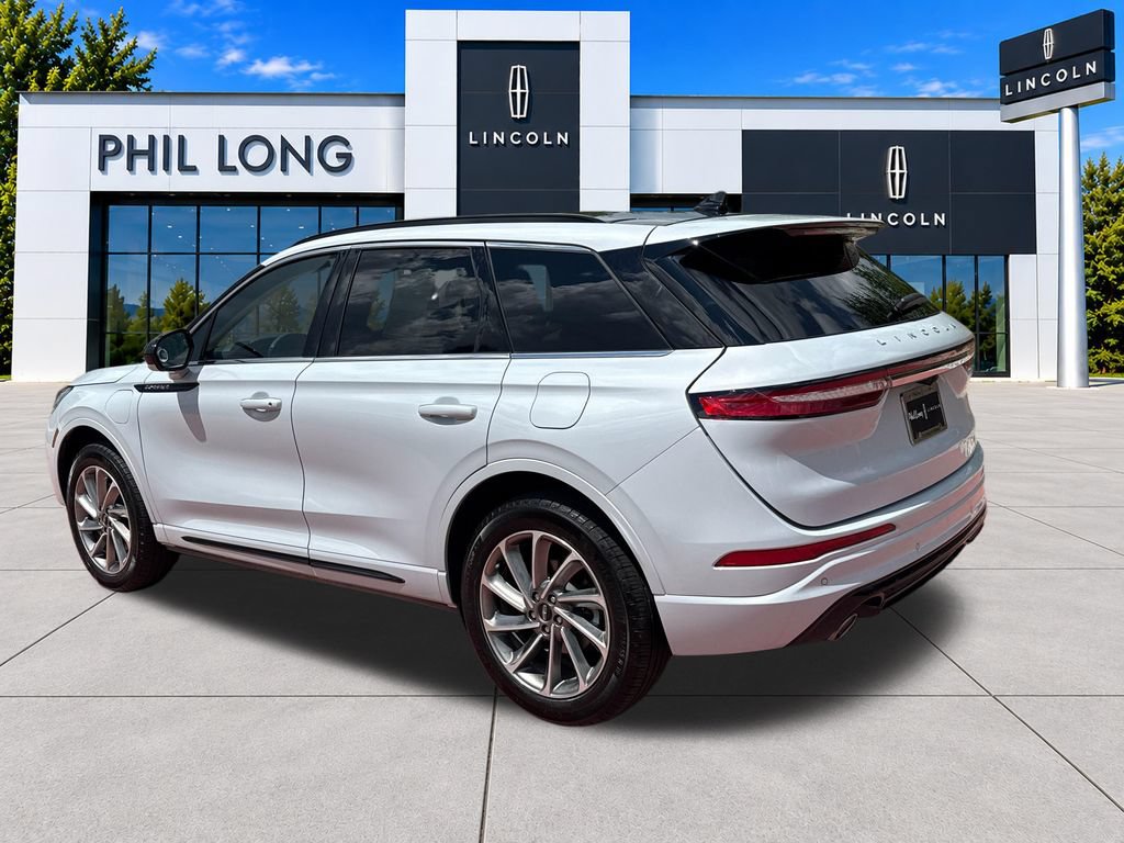 Certified 2025 Lincoln Corsair Grand Touring AWD/4WD image 6