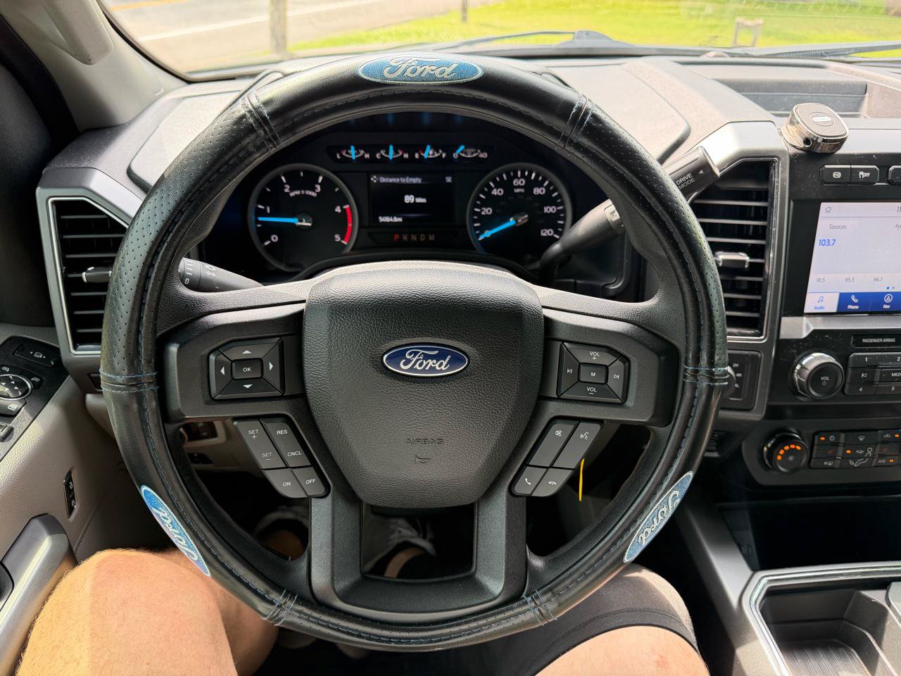 Used 2020 Ford F250 XLT w/ XLT Premium Package AWD/4WD image 27