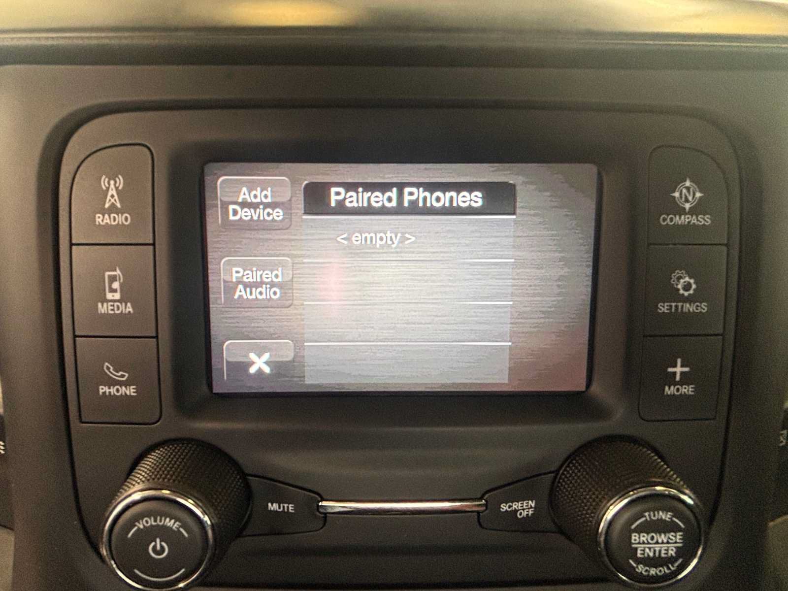 Used 2020 RAM 1500 HFE RWD image 21
