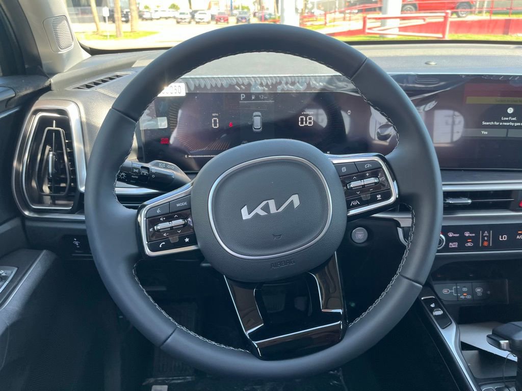 New 2025 Kia Sorento EX w/ Panoramic Sunroof Package image 17