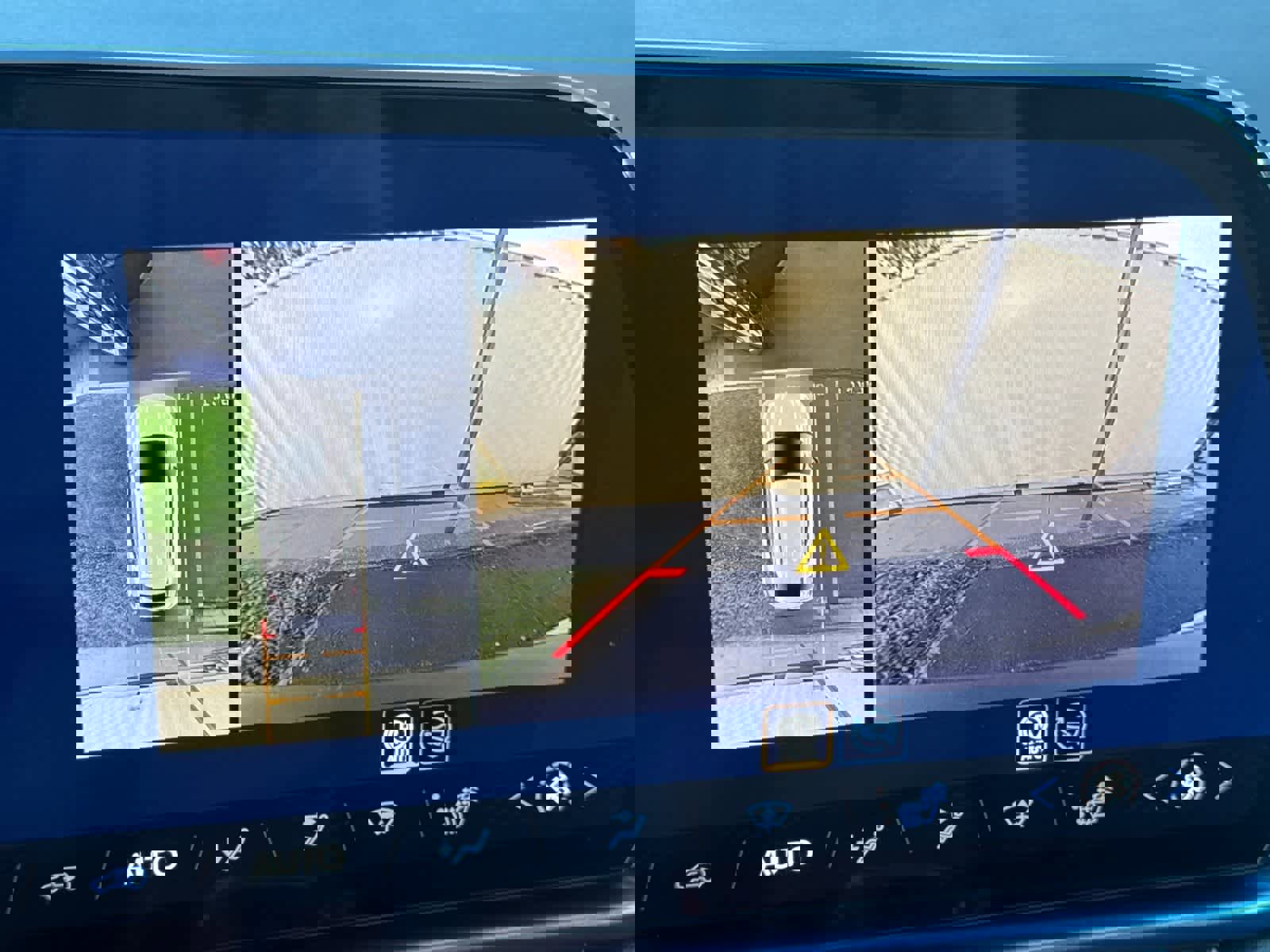 New 2026 Chevrolet Equinox EV LT image 20
