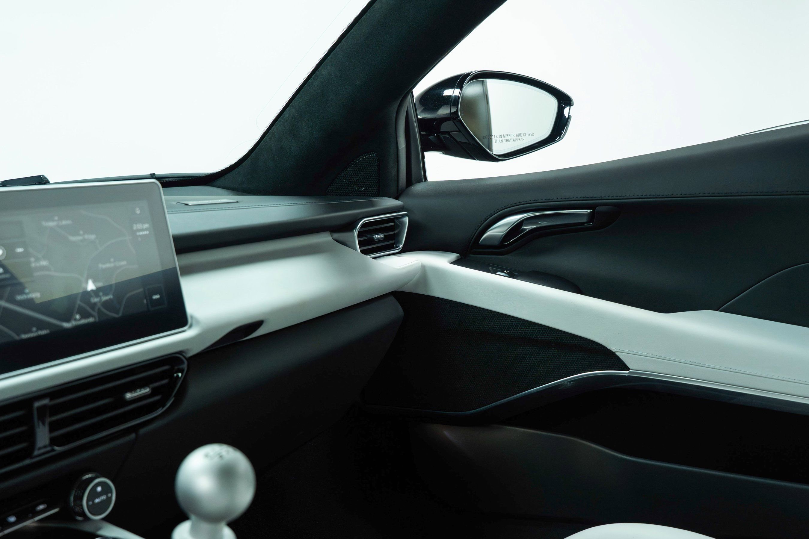 New 2025 Lotus Emira image 28