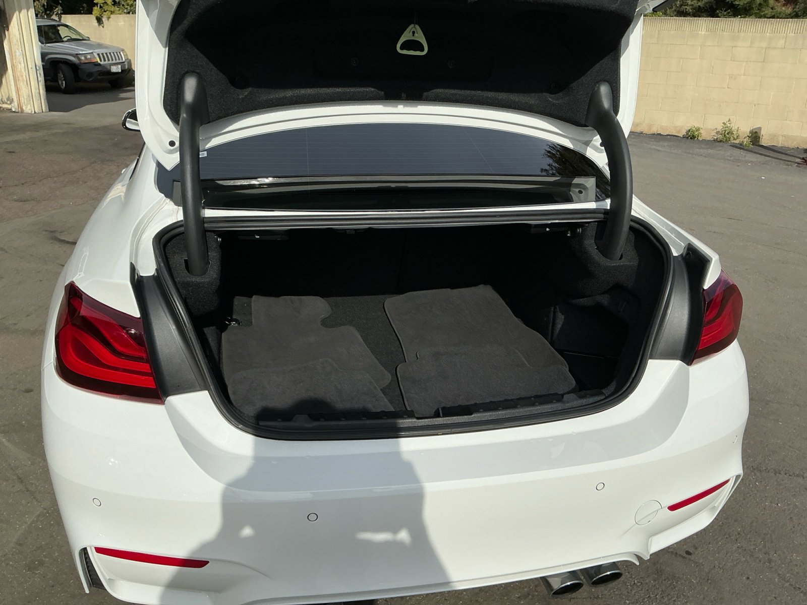 Used 2020 BMW M4 Coupe image 25