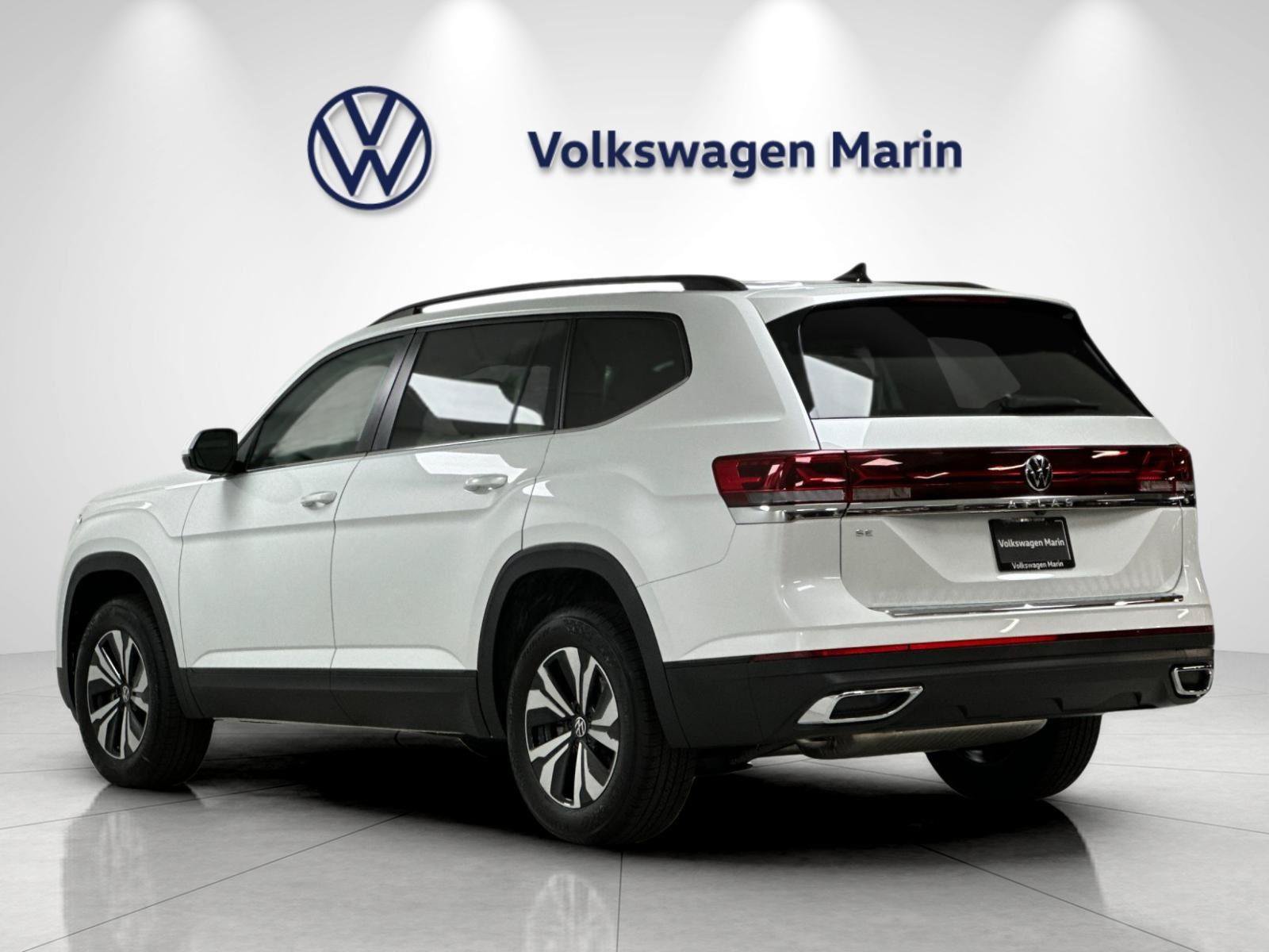 New 2026 Volkswagen Atlas SE FWD image 3