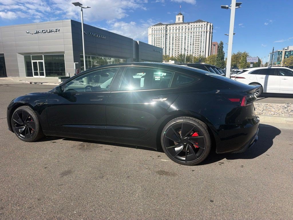 Used 2024 Tesla Model 3 Performance AWD/4WD image 3