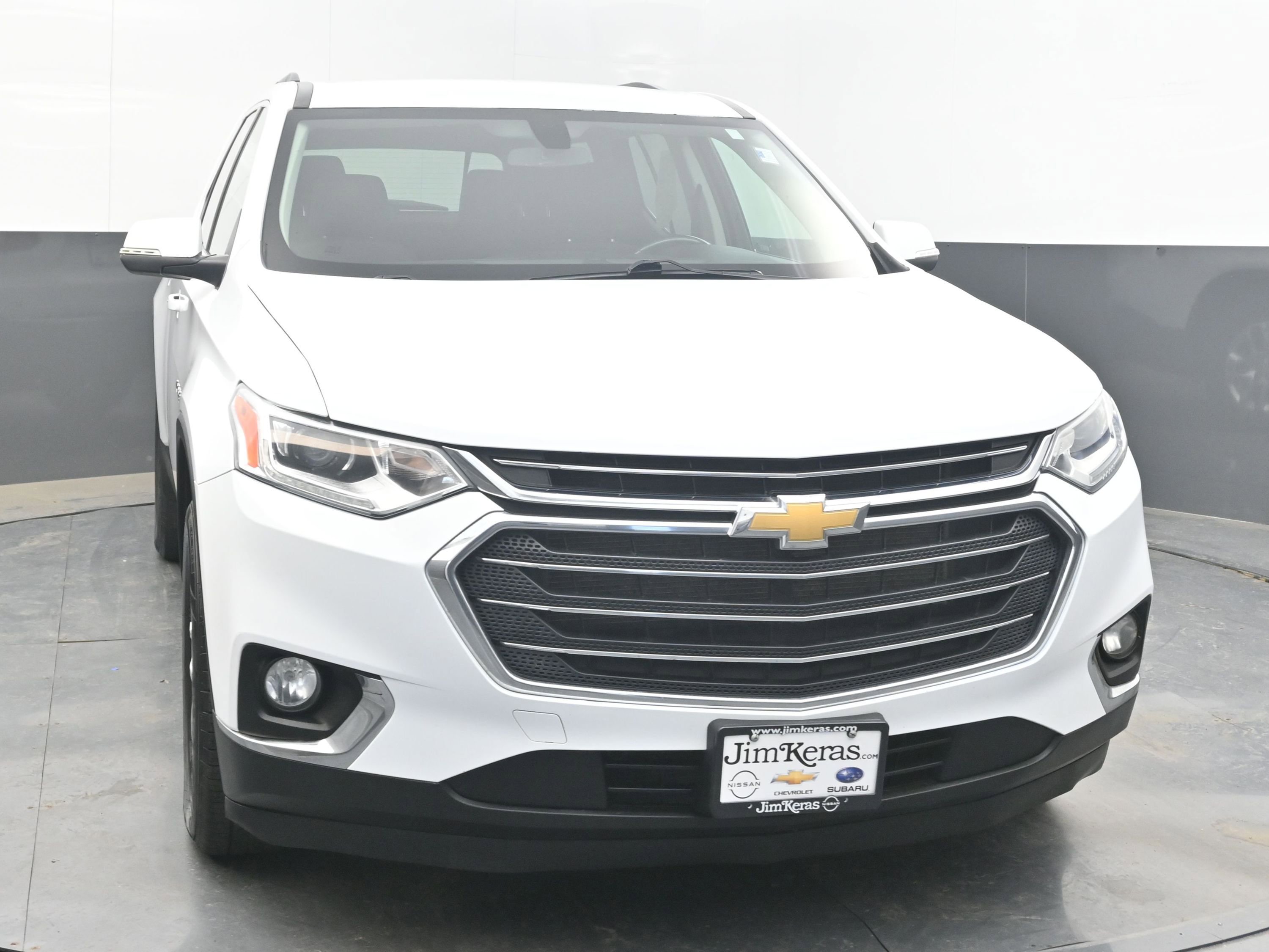 Used 2021 Chevrolet Traverse LT image 2