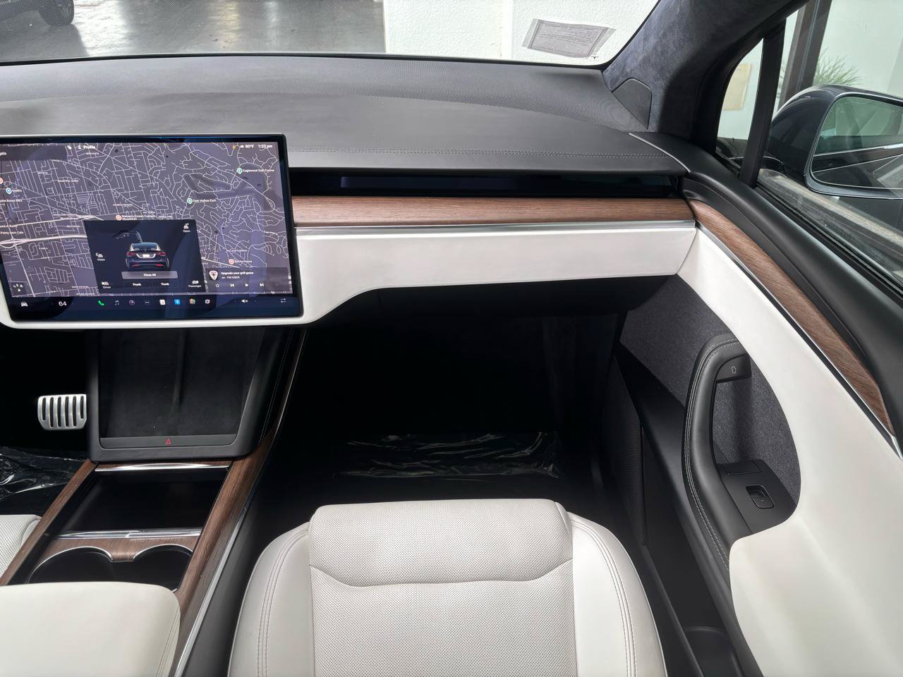Used 2022 Tesla Model X AWD/4WD image 23