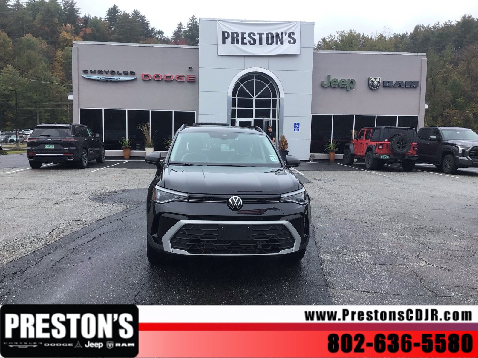 Used 2025 Volkswagen Taos S AWD/4WD image 8