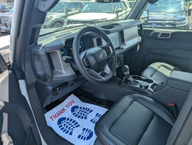 New 2026 Ford Bronco Outer Banks w/ Black Appearance Package AWD/4WD image 12