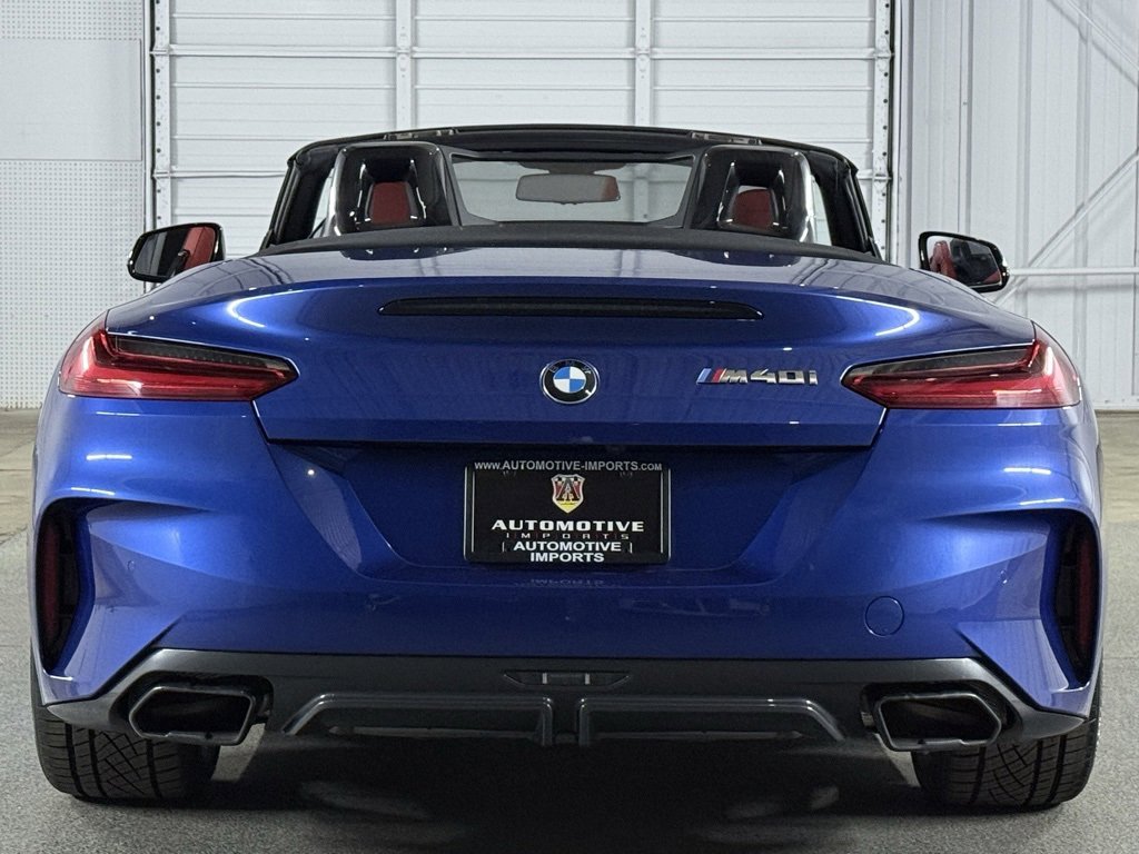 Used 2024 BMW Z4 M40i w/ Premium Package image 11