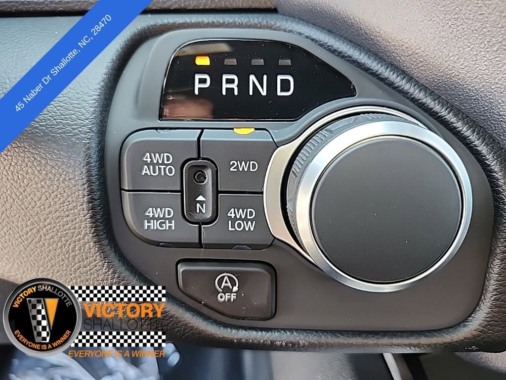 New 2025 RAM 1500 4x4 Crew Cab image 30