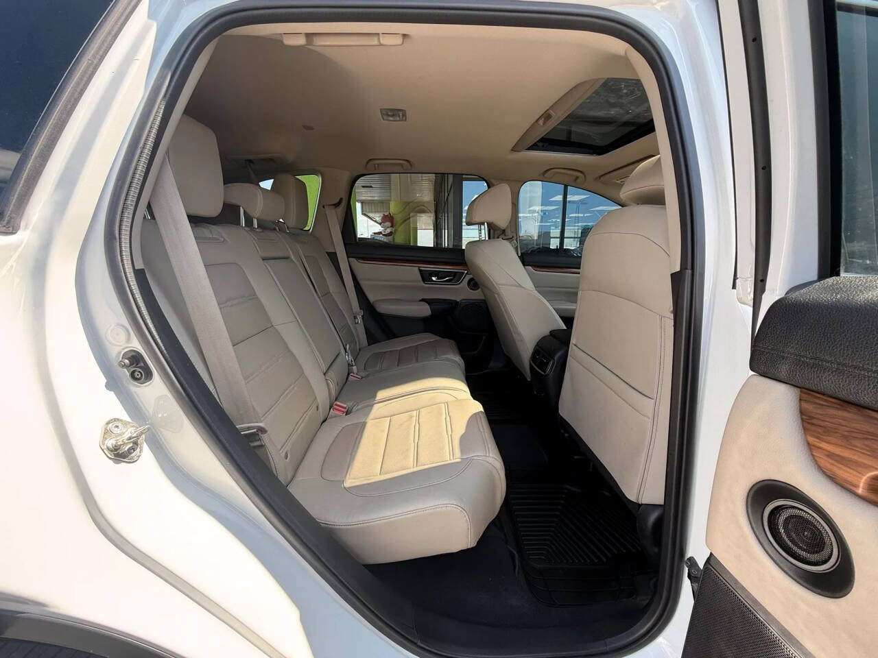 Used 2018 Honda CR-V Touring image 21
