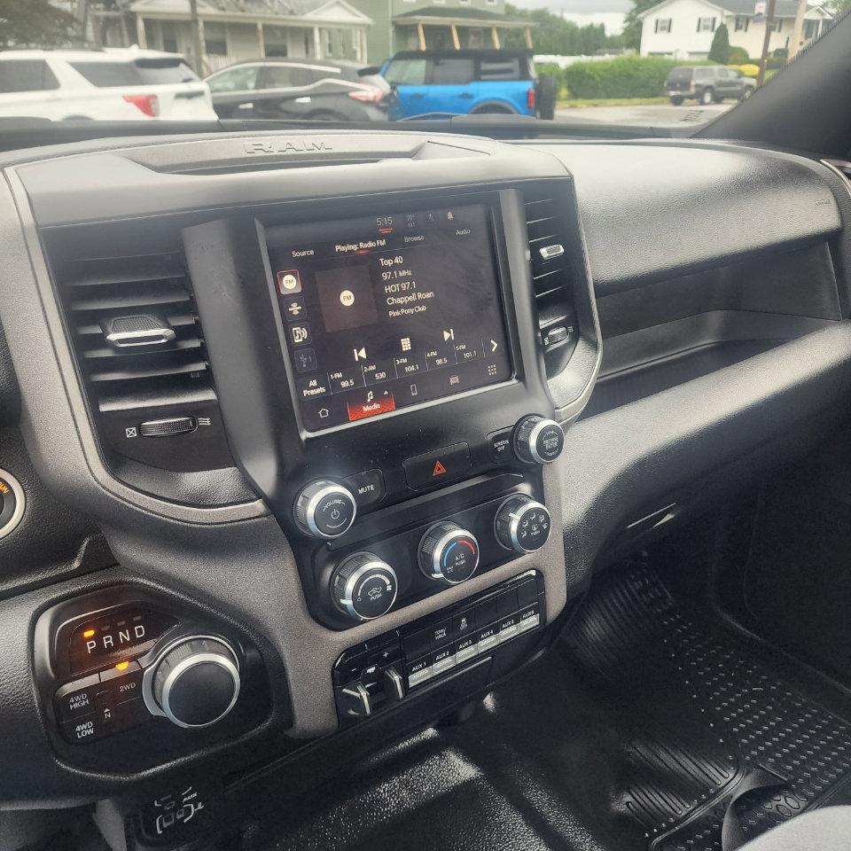 Used 2024 RAM 2500 Tradesman w/ Chrome Appearance Group image 9