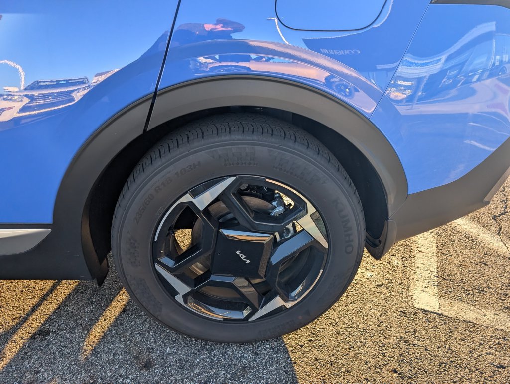 New 2026 Kia Sportage EX FWD image 23
