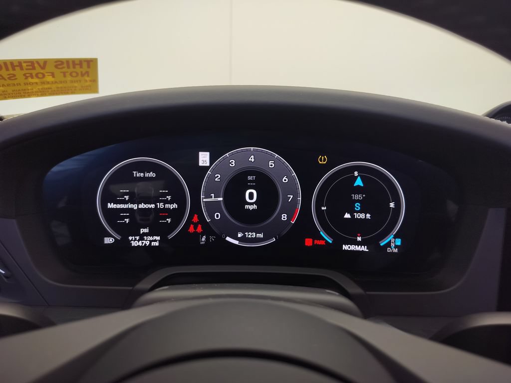 Certified 2025 Porsche 911 Carrera RWD image 9