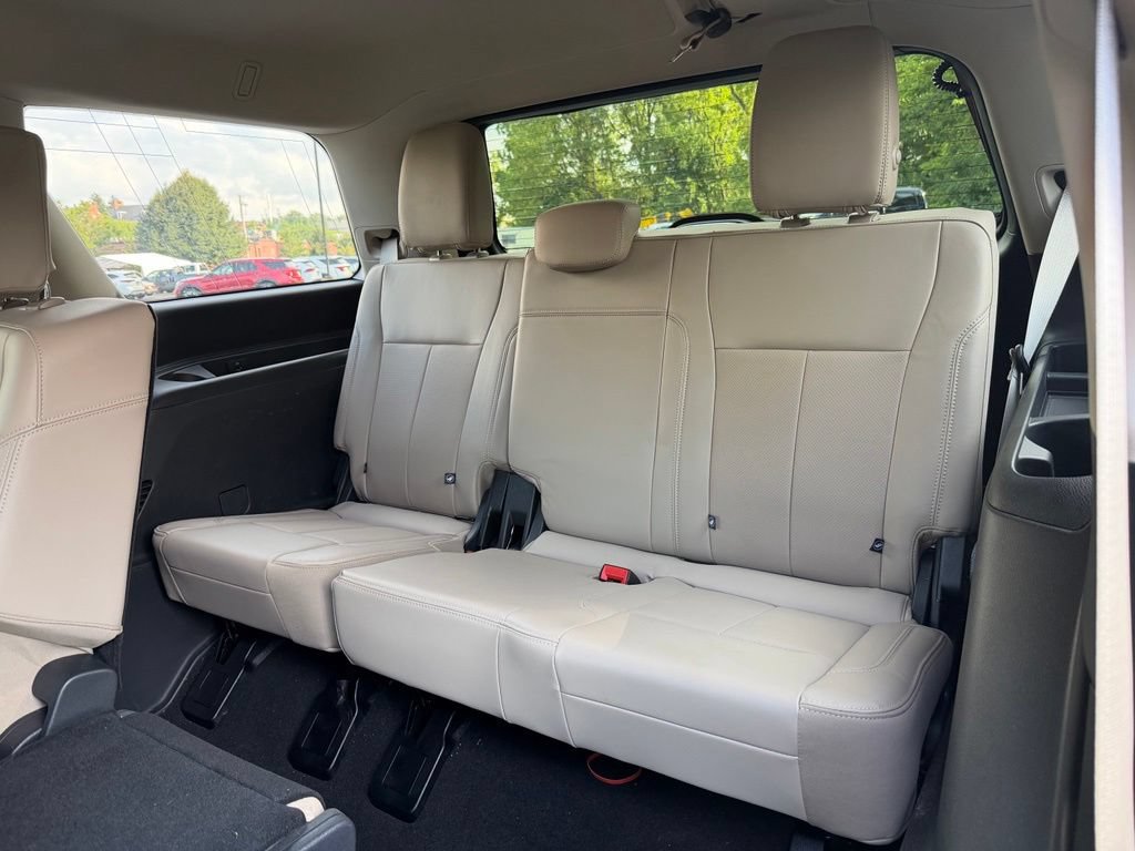 Used 2024 Ford Expedition XLT AWD/4WD image 21