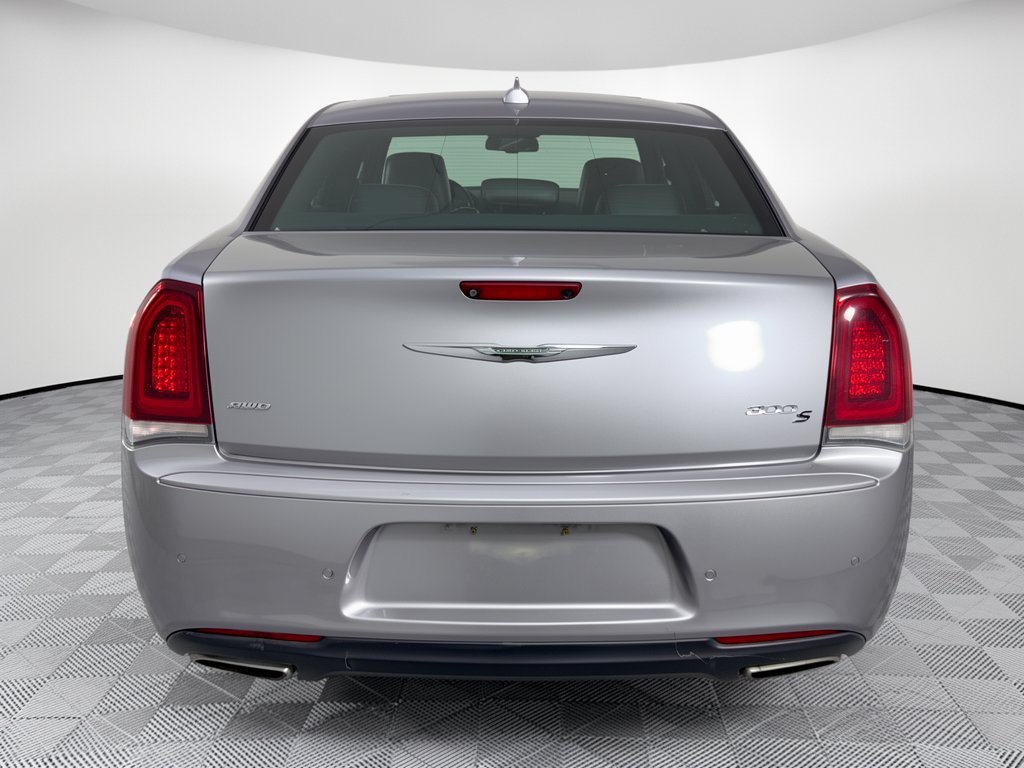 Used 2016 Chrysler 300 S w/ 300S Premium Group AWD/4WD image 11