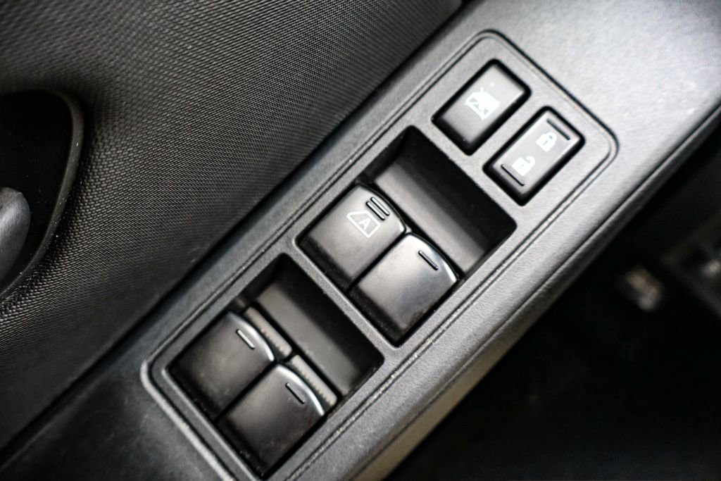 Used 2022 Nissan Frontier S image 19