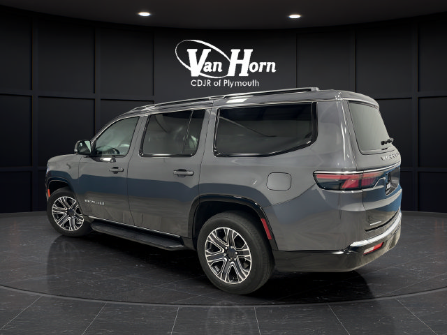 Used 2023 Jeep Wagoneer 4WD w/ Premium Group I image 5