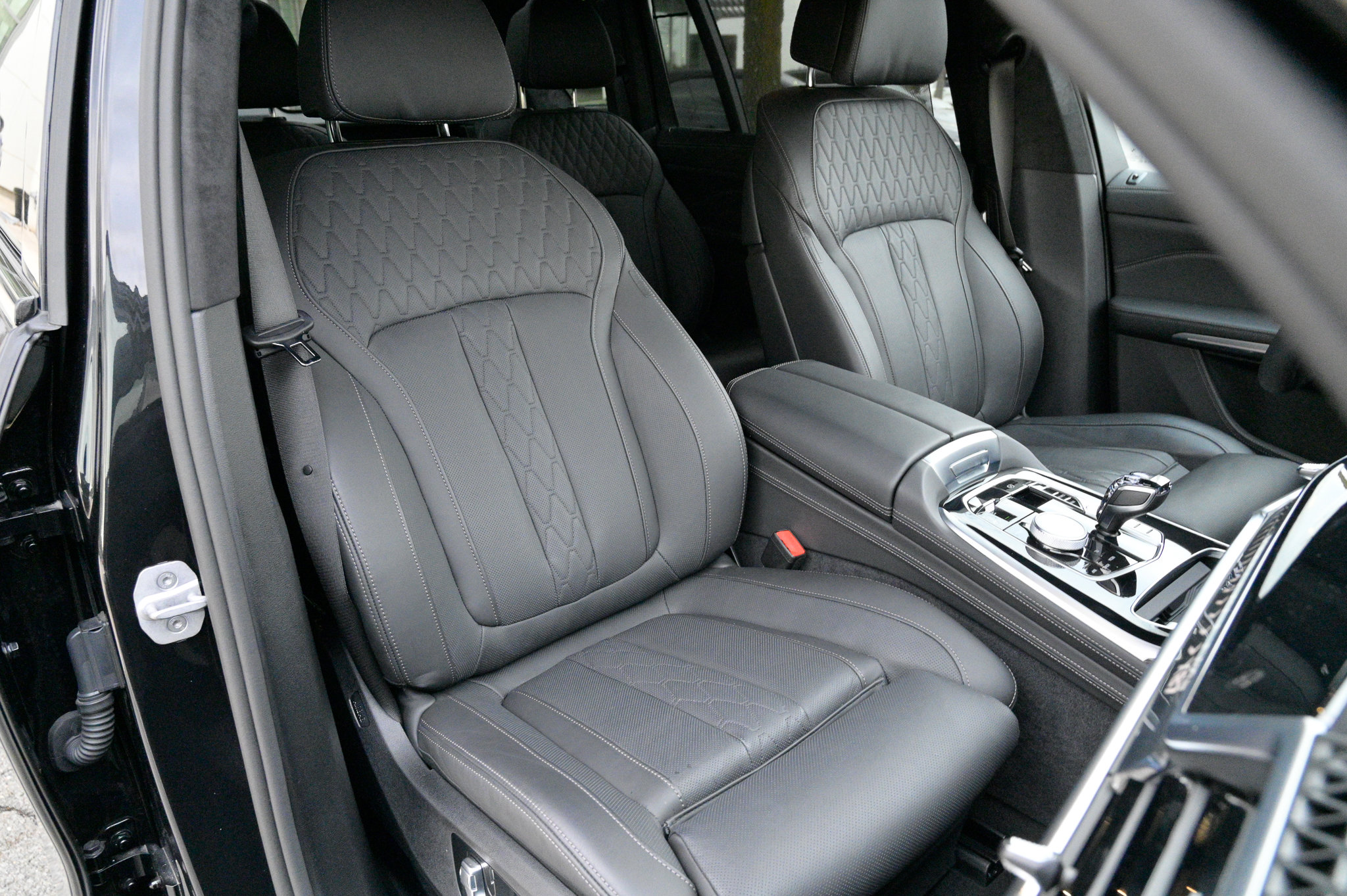 Used 2025 BMW ALPINA XB7 image 62