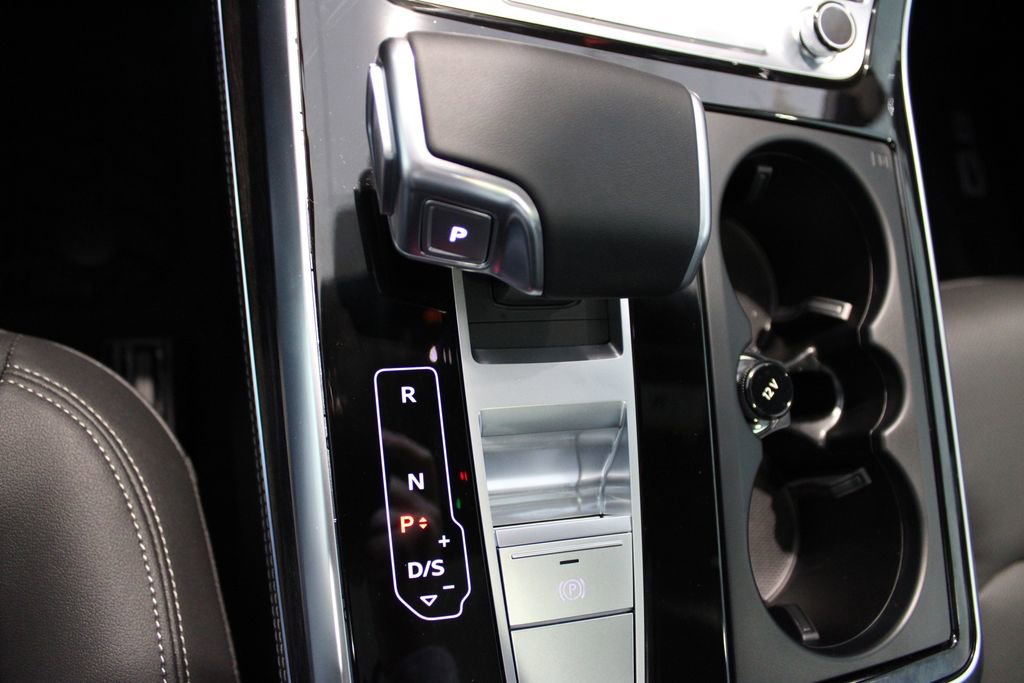 New 2026 Audi Q8 Premium Plus image 15