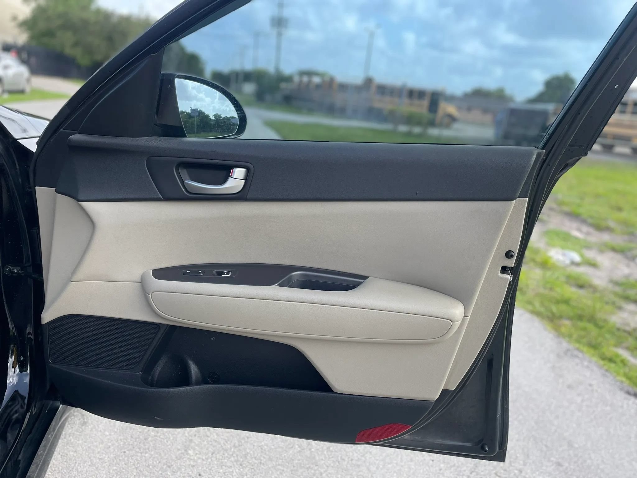 Used 2016 Kia Optima LX FWD image 31
