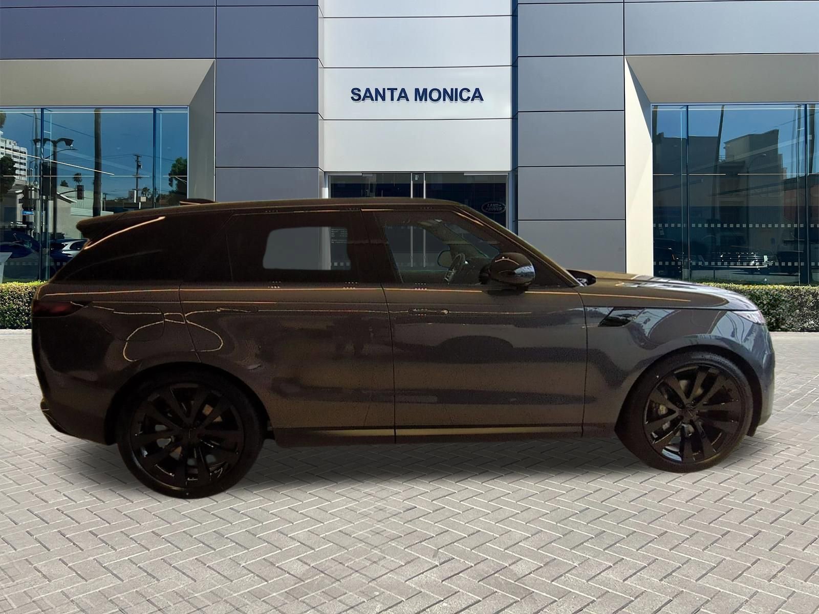 New 2026 Land Rover Range Rover Sport SE AWD/4WD image 5