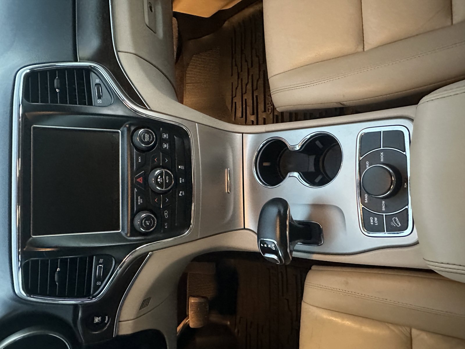 Used 2015 Jeep Grand Cherokee Limited AWD/4WD image 18