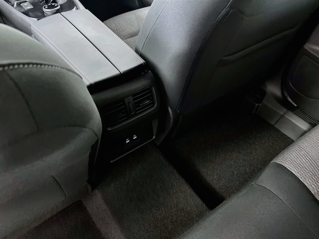 New 2026 Nissan Rogue SV w/ Cold Weather Package AWD/4WD image 22