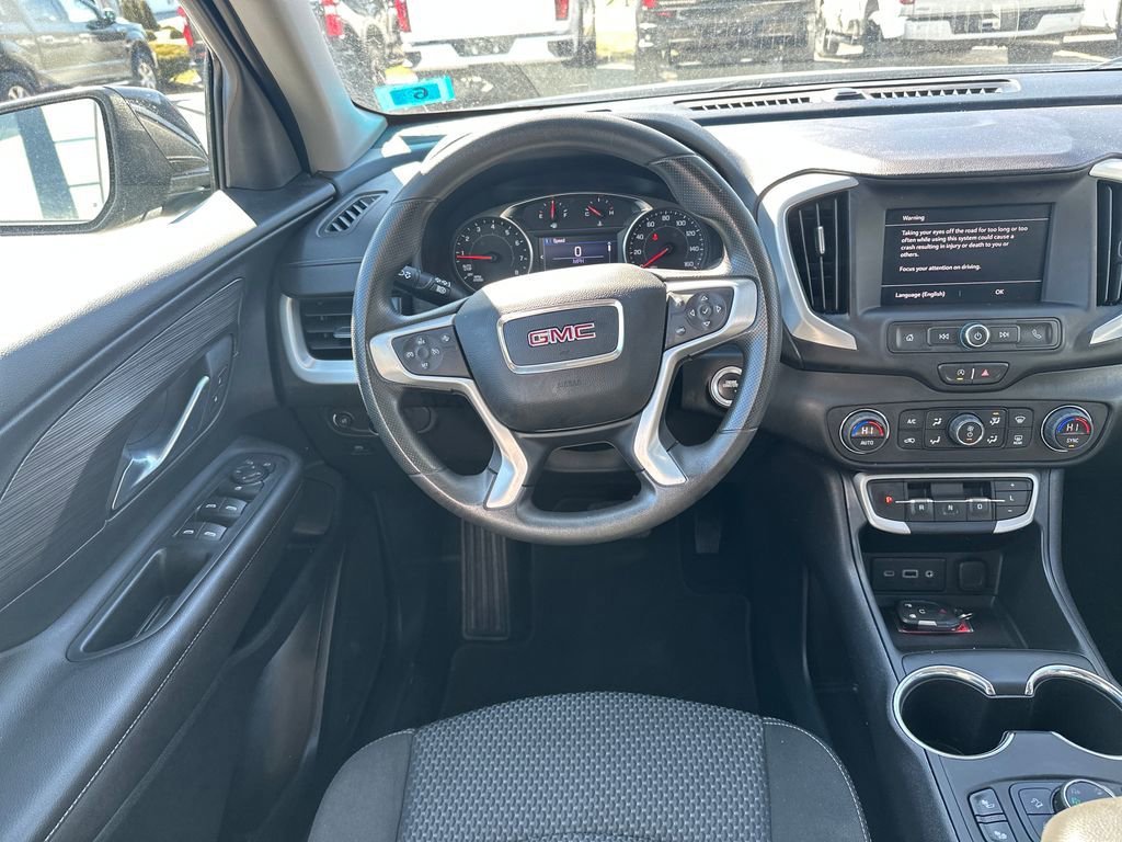 Used 2023 GMC Terrain SLE w/ Driver Convenience Package image 14