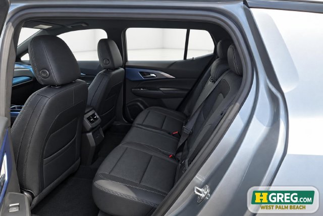 Used 2024 Chevrolet Equinox EV LT FWD image 12