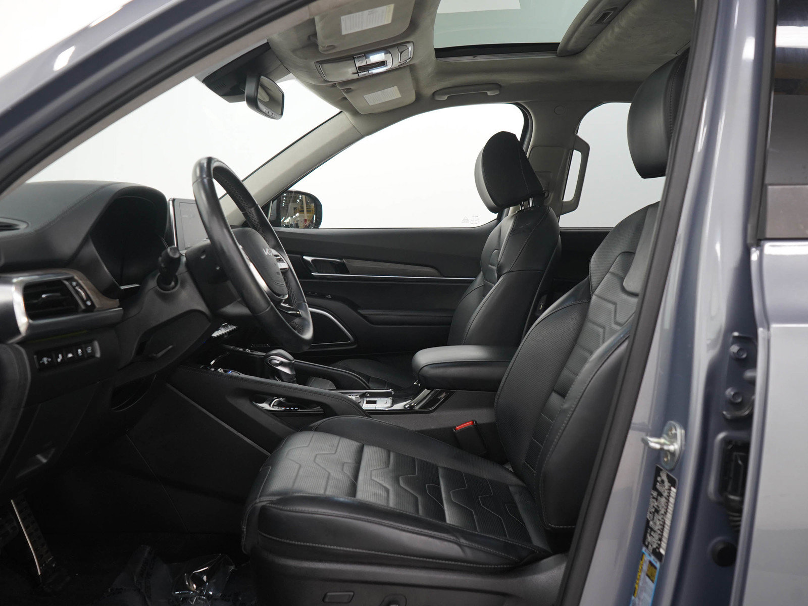 Used 2022 Kia Telluride SX w/ SX Prestige Package AWD/4WD image 27