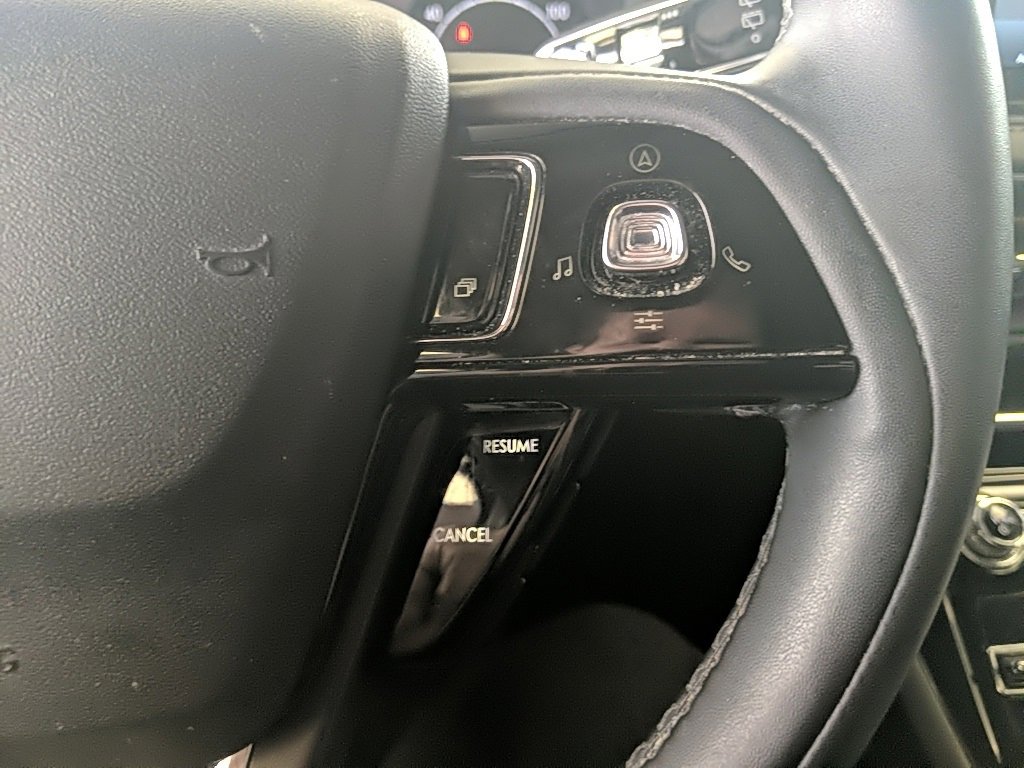 Certified 2022 Lincoln Corsair AWD w/ Equipment Group 101A image 16