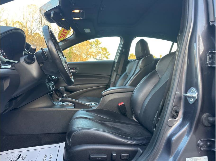 Used 2021 Acura ILX Technology & A-SPEC Pkgs Sedan image 12