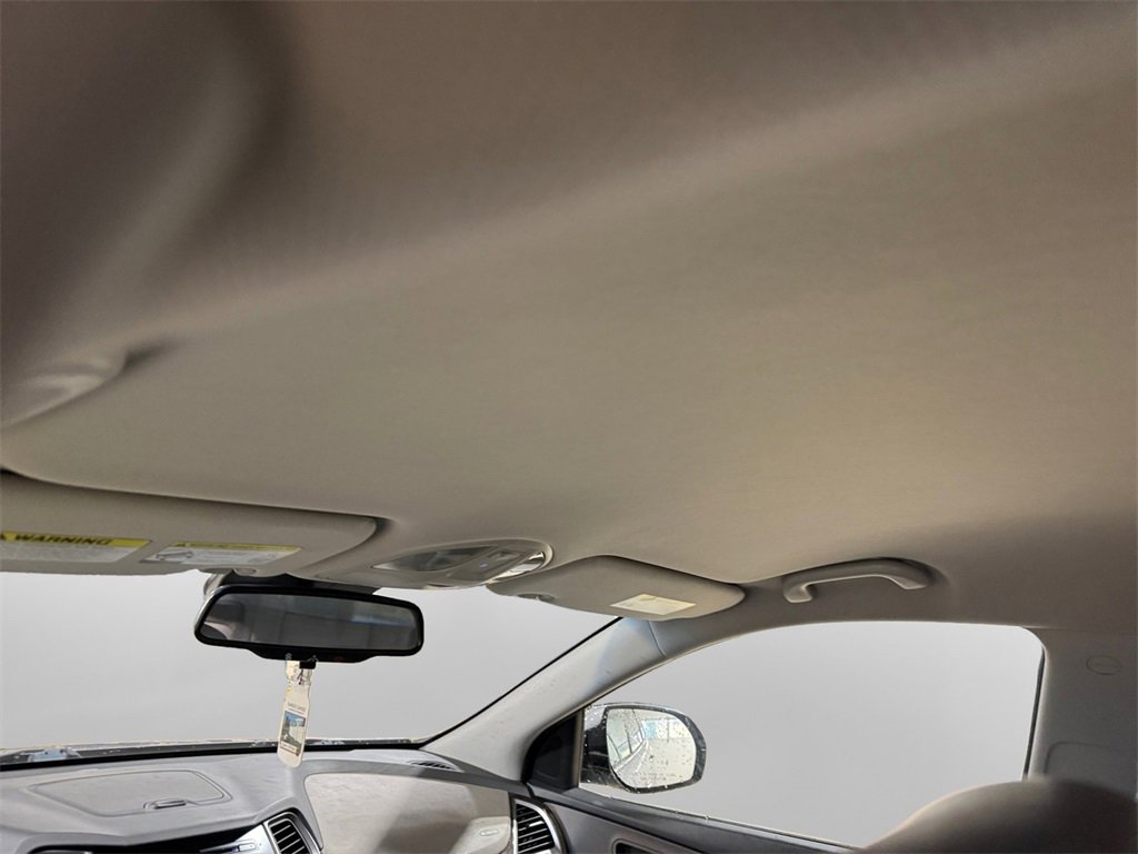 Used 2017 Hyundai Santa Fe SE image 23