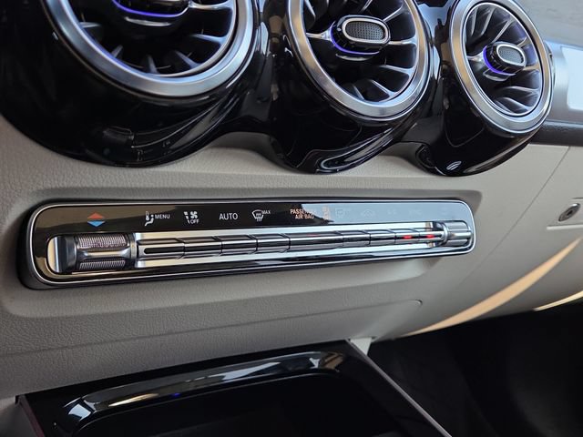 Certified 2023 Mercedes-Benz GLB 250 4MATIC image 14