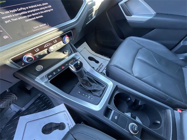 Used 2020 Audi Q3 2.0T Premium w/ Convenience Package image 16