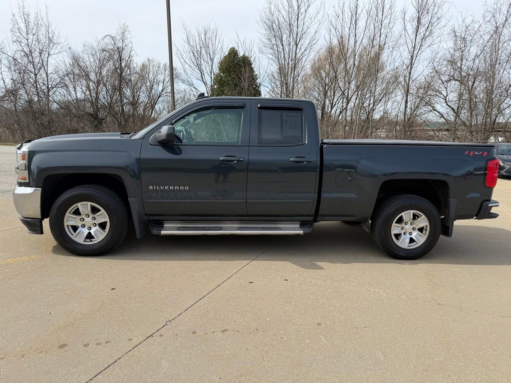 Used 2018 Chevrolet Silverado 1500 LT w/ All Star Edition image 2
