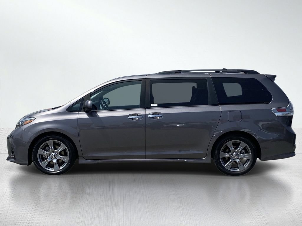 Certified 2019 Toyota Sienna SE FWD image 2
