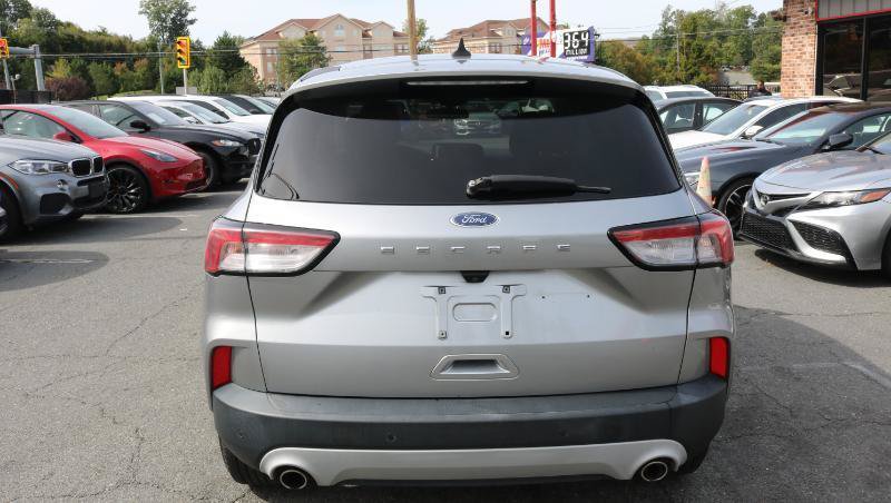 Used 2022 Ford Escape SE w/ Cold Weather Package AWD/4WD image 6