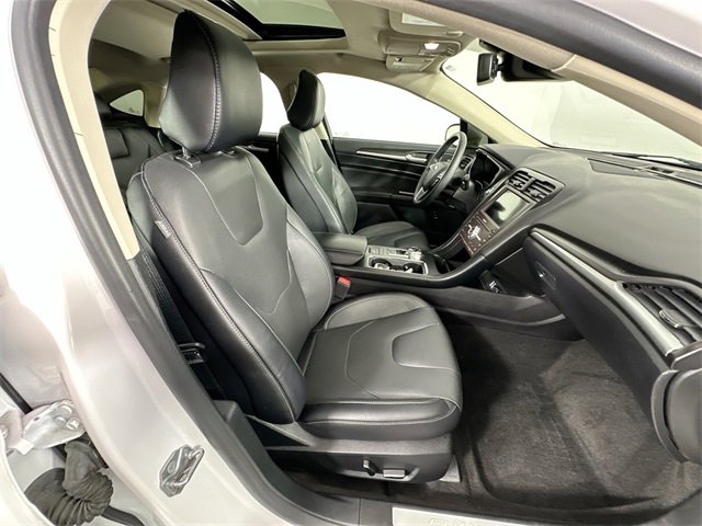 Used 2020 Ford Fusion Energi Titanium image 30
