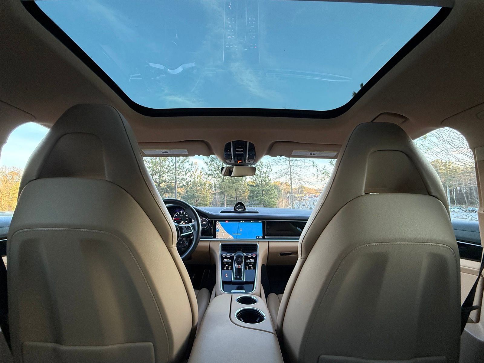 Used 2018 Porsche Panamera 4S image 32