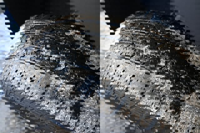 Used 2021 GMC Acadia SLT w/ Technology Package image 8