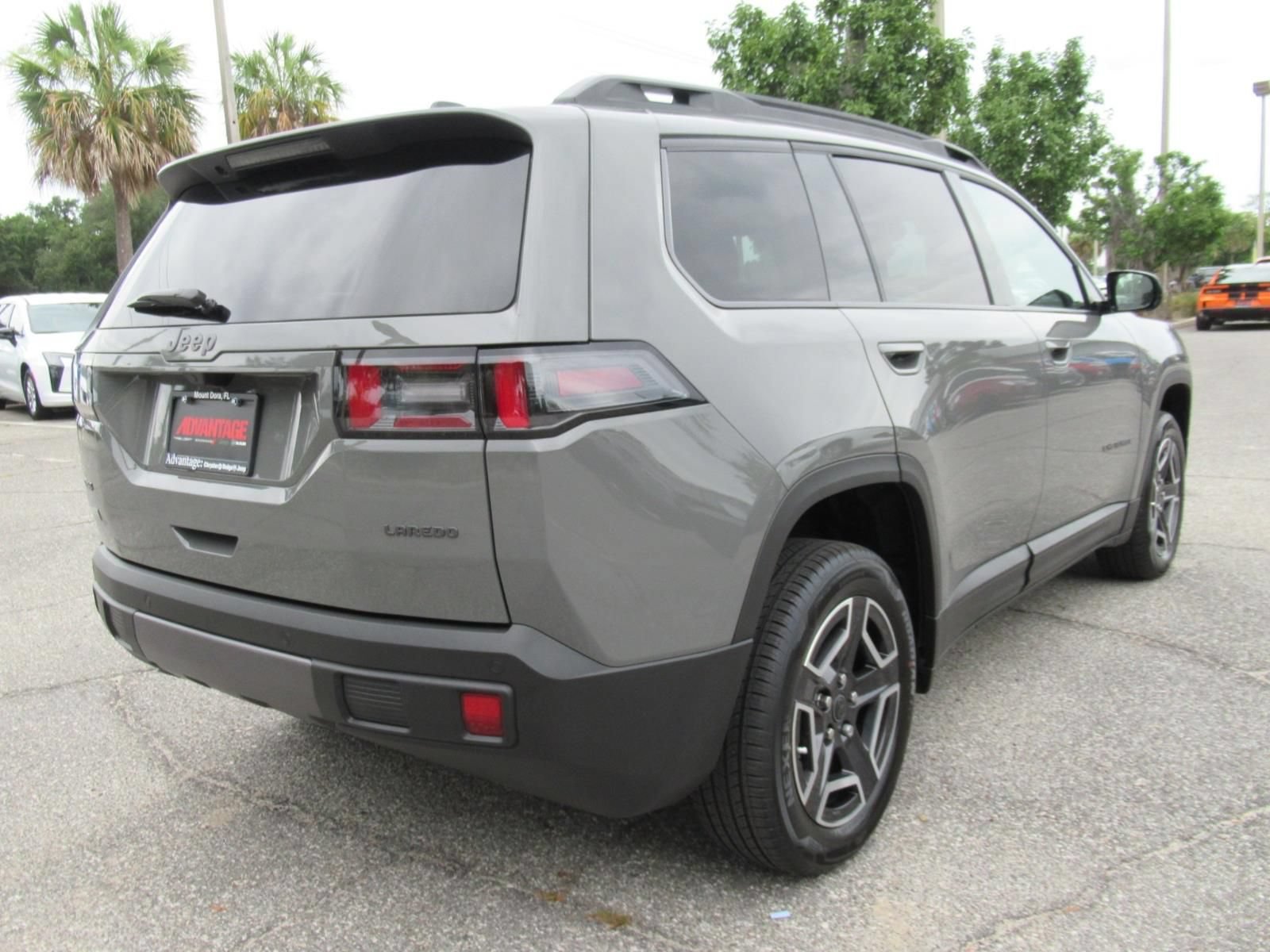 New 2026 Jeep Cherokee Laredo AWD/4WD image 7