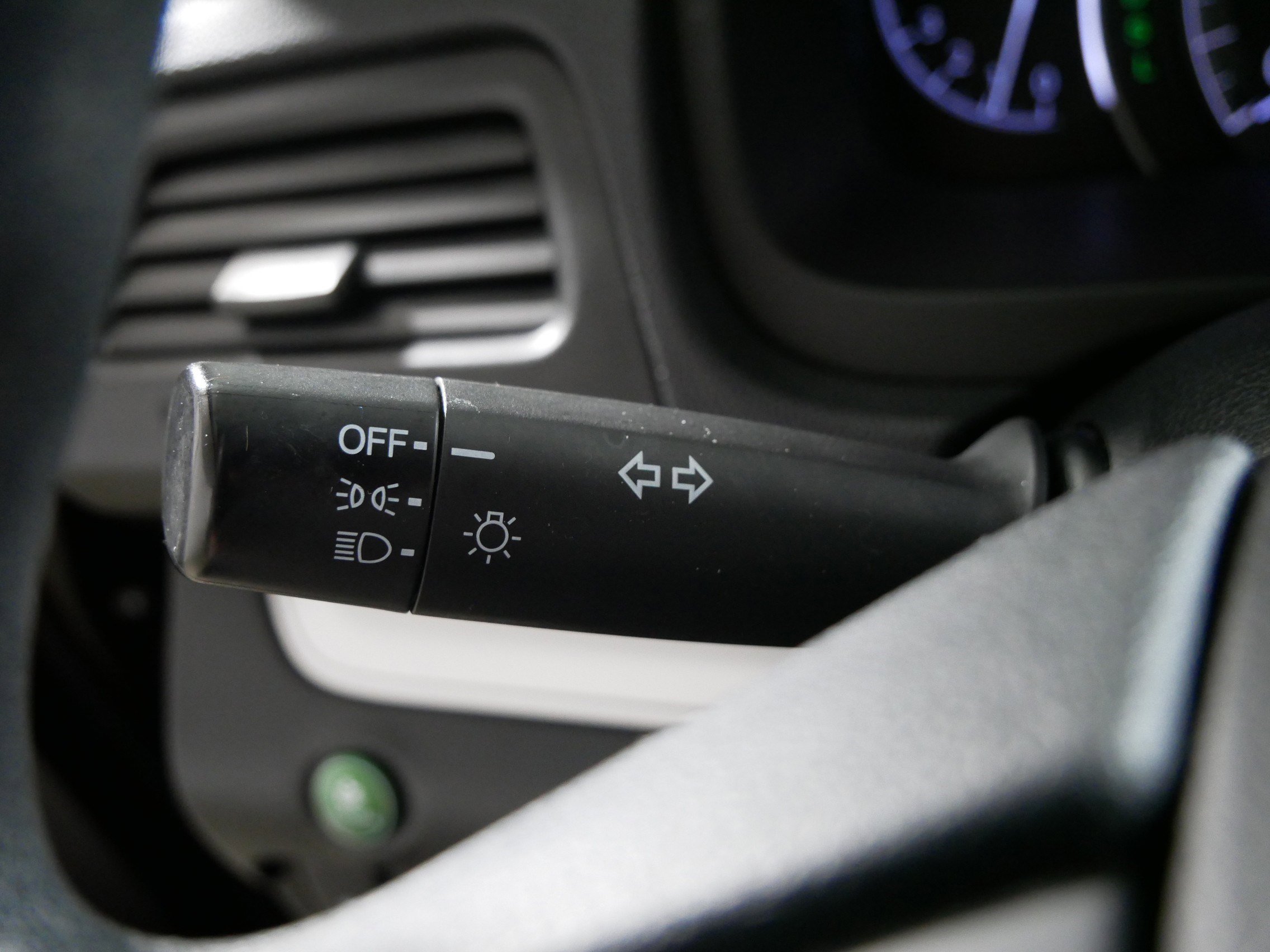 Used 2015 Honda CR-V LX image 31