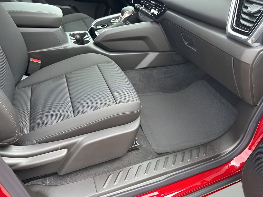 New 2026 GMC Canyon Elevation w/ Convenience Package image 16