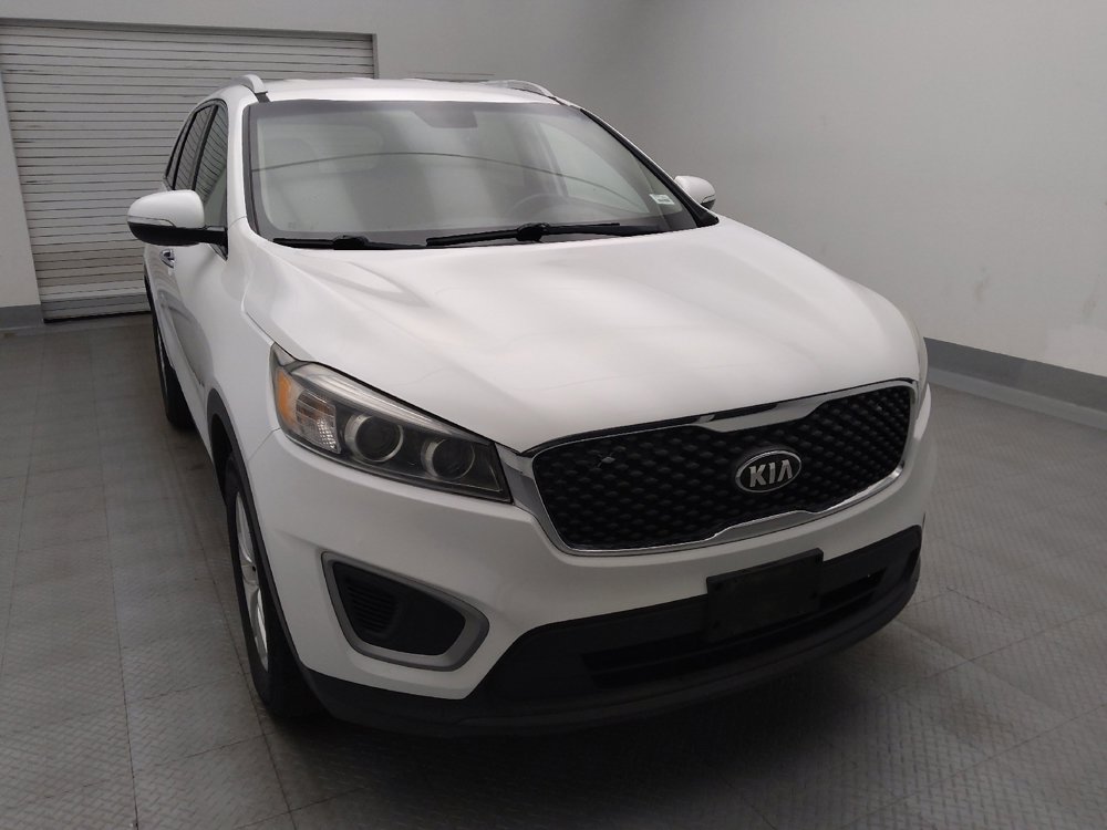 Used 2018 Kia Sorento FWD image 14